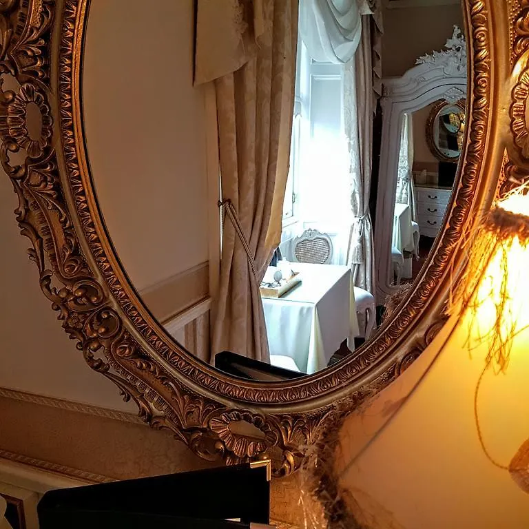 Amaragua Guest House Edinburgh Birleşik Krallık